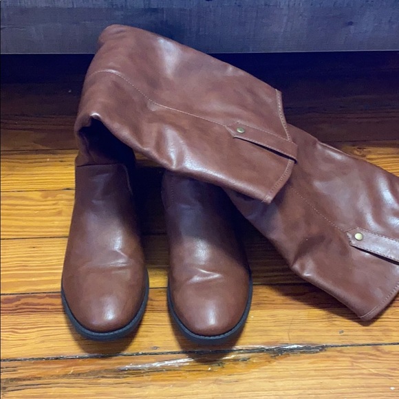 Women’s Rampage Riding Boots - Picture 3 of 3